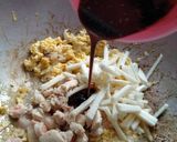Foto langkah ke 5 dari resep Mie Goreng Kucai.