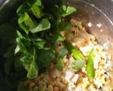A picture of step 1 of Punch Ratan Dal Paratha.