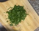 Foto del paso 2 de la receta: Mi versión de chimichurri!