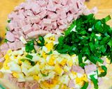 A picture of step 2 of Wild garlic with eggs and ham.