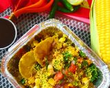 A picture of step 4 of Corn Bhel.