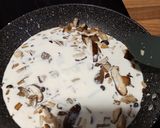 Foto del paso 4 de la receta: Lomo bañado en cerveza con salsa de setas