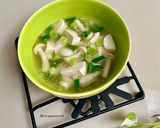Foto langkah ke 5 dari resep Sup Tahu Putih Jamur Shimeji.