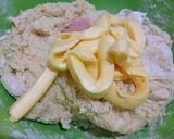 Foto langkah ke 3 dari resep Donat kentang tabur gula halus.