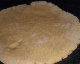 मक्की की रोटी(makki ki roti recipe in hindi) रेसिपी चरण 3 फोटो