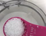 A picture of step 1 of Horchata Water.