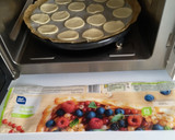 Foto del paso 2 de la receta: Primero, segundo y postre en Horno microondas (4 ingredientes)