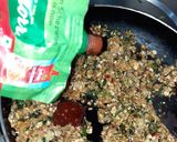 A picture of step 4 of Oats tikki with leafy vegetables.