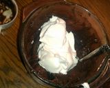 A picture of step 6 of Triple-Layer Mud Pie.