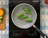 Foto del paso 1 de la receta: Soya con Chiles Toreados | Ponzu a la Mexicana