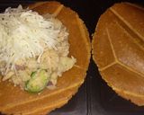 Foto del paso 3 de la receta: Tortillas de papa, atún y cebolla en sandwichera