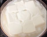 A picture of step 2 of Warm Up with Silky Yudofu Using Baking Powder.