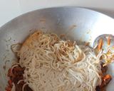 ફ્રેન્કી વિથ નૂડલ્સ (Frankie with noodles recipe in Gujarati) રેસીપી સ્ટેપ3ફોટો