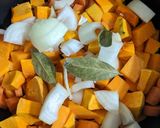 Foto del paso 1 de la receta: Sopa crema de zapallo