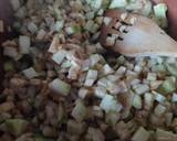 Foto del paso 1 de la receta: Berenjena rellena (rápido)