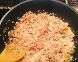 Foto del paso 3 de la receta: Risotto con pesto y carne picada