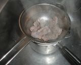 Foto del paso 2 de la receta Mollejas de pollo plancha con picadillo