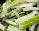 Foto langkah ke 5 dari resep Acar Kuning (Timun, Wortel, Buncis).