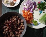 A picture of step 1 of Rajma Chhole Chaat.