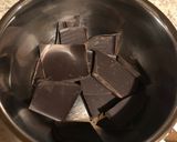 Foto del passaggio 1 della ricetta Rose del Deserto Super Cioccolatose🌹🍫