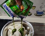 Foto langkah ke 2 dari resep Unbaked Matcha Pie.