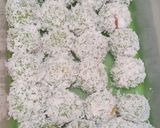 Foto langkah ke 5 dari resep 26. Klepon/onde-onde ketan putih lembut dan lumer.