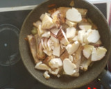 Foto del paso 3 de la receta: Costillas de cerdo con boletus