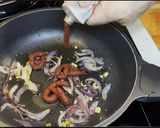 Foto del paso 2 de la receta Garbanzos con calamares en lata