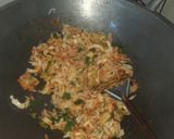 Foto langkah ke 5 dari resep Mie goreng dari mie lidi.