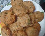 A picture of step 3 of Poha vada.