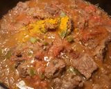 Foto del paso 13 de la receta: Ternera en salsa con guisantes y especias nobles