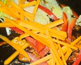 Foto del paso 3 de la receta: Espagueti con salsa oriental