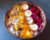 Hình bước làm 2 của món Eatclean/ Smoothie bowl (Sữa chua, Chuối, Xoài, Thanh Long, Hạnh Nhân, Granola)