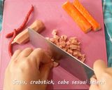 Foto langkah ke 1 dari resep Resep Bekal Anak Sekolah Bahan Dasar Telur Enak dan Mudah/ Tamago/ Telur gulung crabstick.