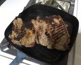 Foto del paso 3 de la receta: Arrachera. marinada en cerveza hecha en sartén