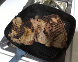 Foto del paso 3 de la receta: Arrachera. marinada en cerveza hecha en sartén