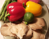 Foto del paso 1 de la receta: Ensalasa de salteado de verduras y setas al estilo asiático