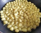 A picture of step 2 of Kanji Ki Pakodi.