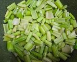 عکس مرحله 5 از دستور خورشت کرفس 🍲 celery stew