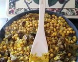Foto del paso 4 de la receta Estofado de carne con garbanzos al curry
