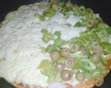 A picture of step 7 of Green and white pizza.