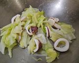 高麗菜炒透抽的食譜步驟4照片