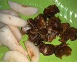 Foto langkah ke 1 dari resep 6. Jus Buah Kurma & Pir.