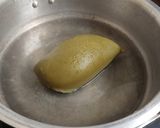 A picture of step 2 of Aam panna.