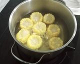 Foto langkah ke 2 dari resep Resep Udang Saus Telur Ala Shebb's Kitchen.