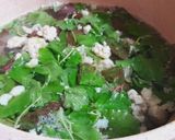Hình bước làm 3 của món Canh rau dền cơm nấu nạc vai xay