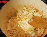 A picture of step 4 of Creamy Pesto Bacon Chicken Pasta.