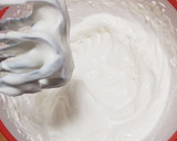 A picture of step 4 of No-Bake Oreo Cheesecake.