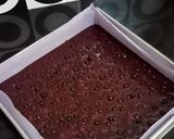 Foto langkah ke 7 dari resep Red Velvet Fudgy Brownies.