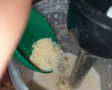 A picture of step 2 of Rich And creamy peach shake.